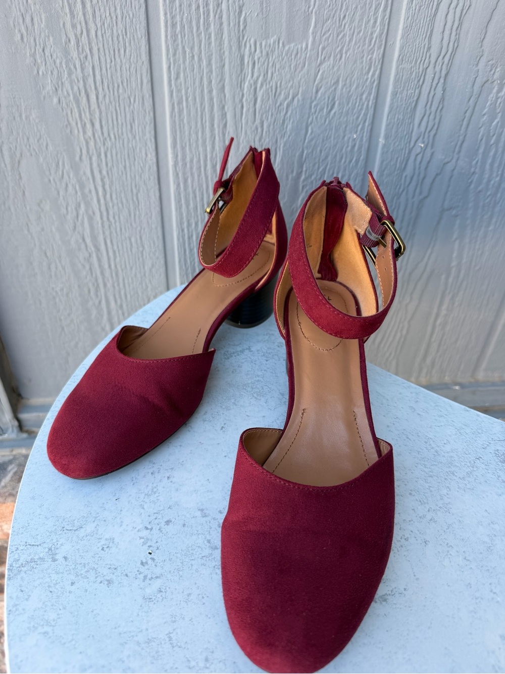 Style & Co Alinaa Burgundy Two-Piece Block Heel Dress Pumps - Picture 5 of 13